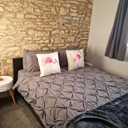 Flamingos Nest Oxford Countryside Apartment Oxford - Bicester Village - Blenheim Palace - Wifi- Free Parking Exterior foto